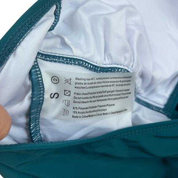 B2Prity Women’s One Piece Swimsuit Size small NWT - Picture 5 of 5